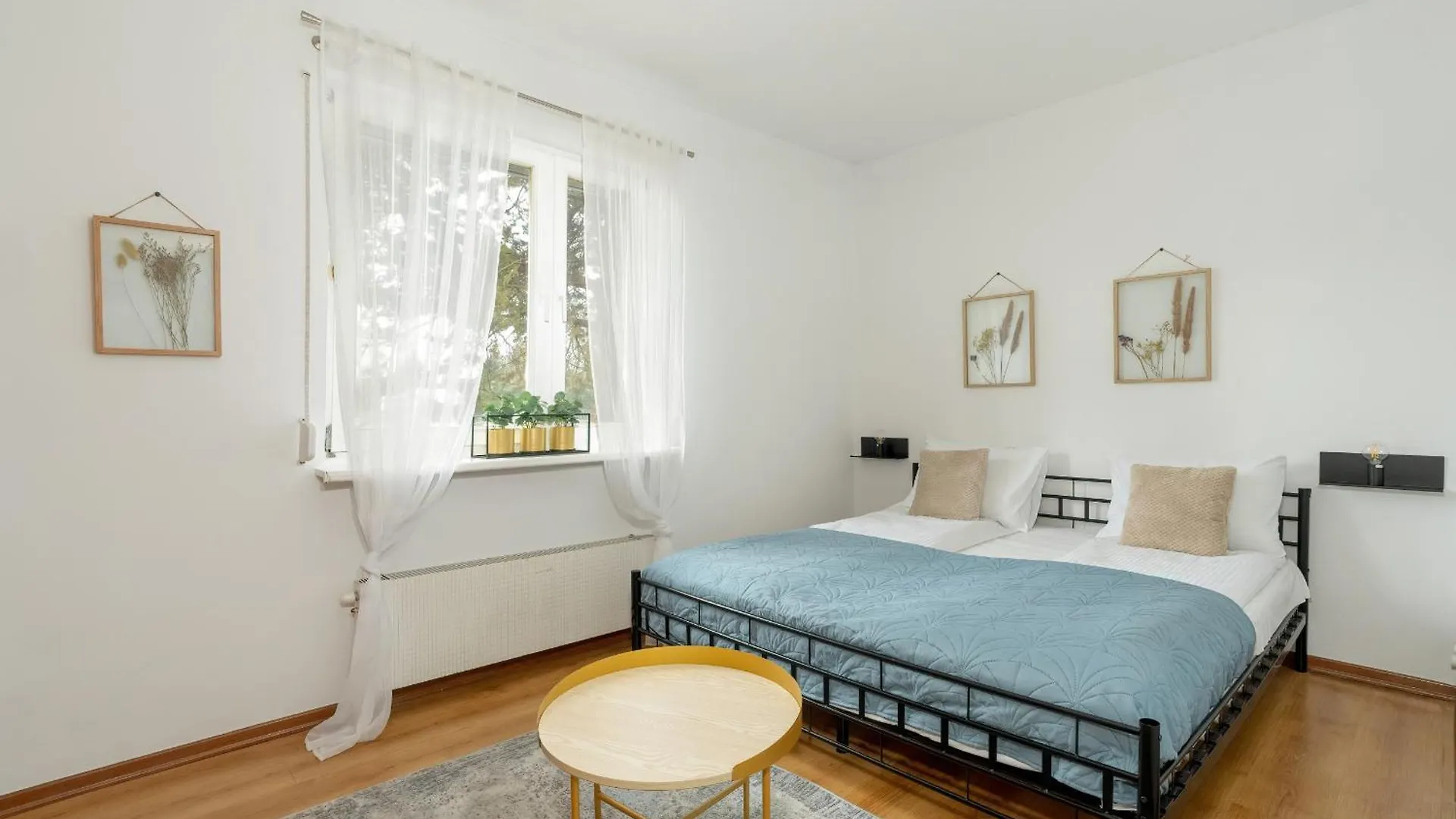 Beautiful House With Balcony, Ideal For Families By Noclegi Renters Poznan Holiday home
