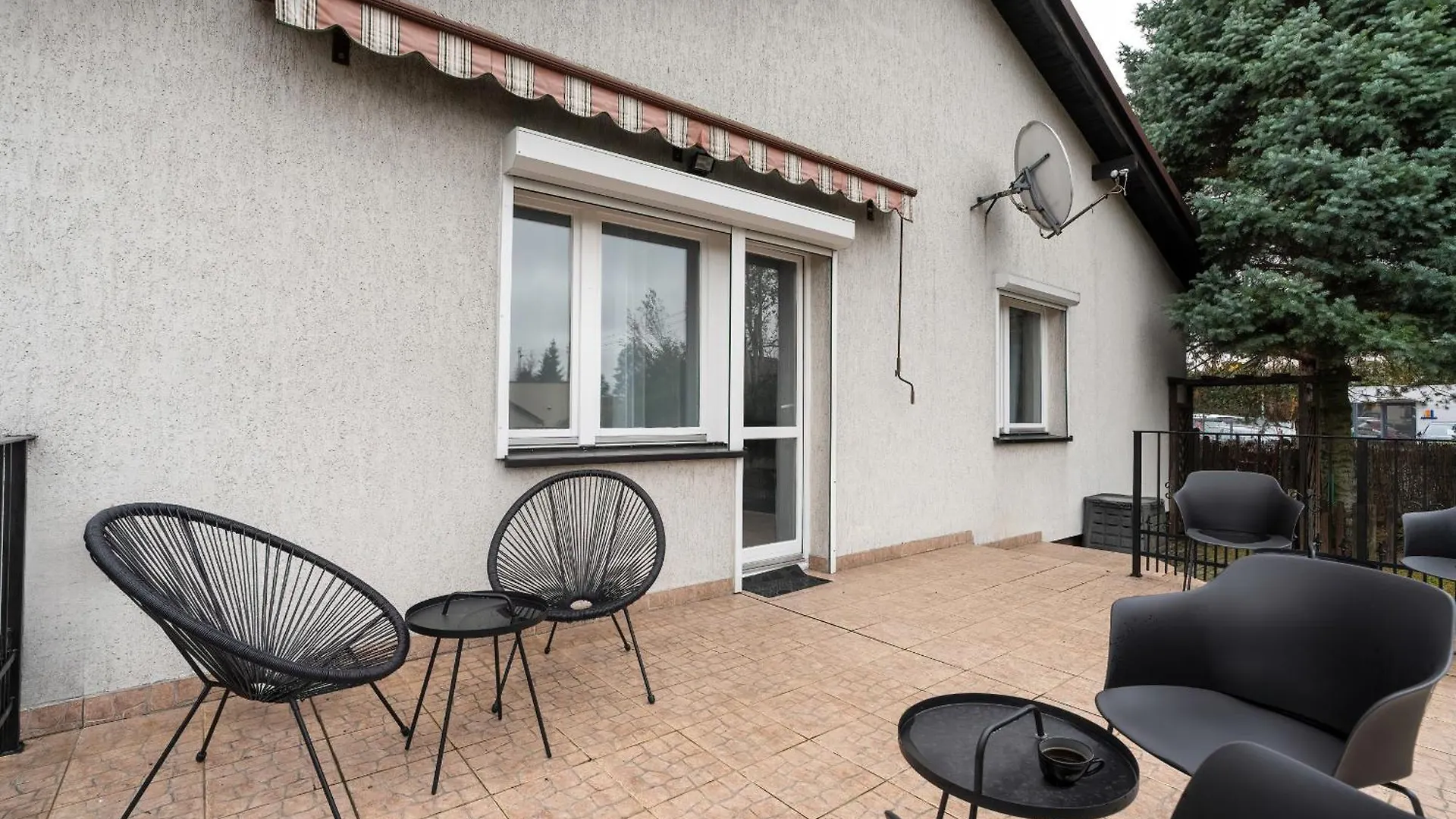 Beautiful House With Balcony, Ideal For Families By Noclegi Renters Poznan Poland